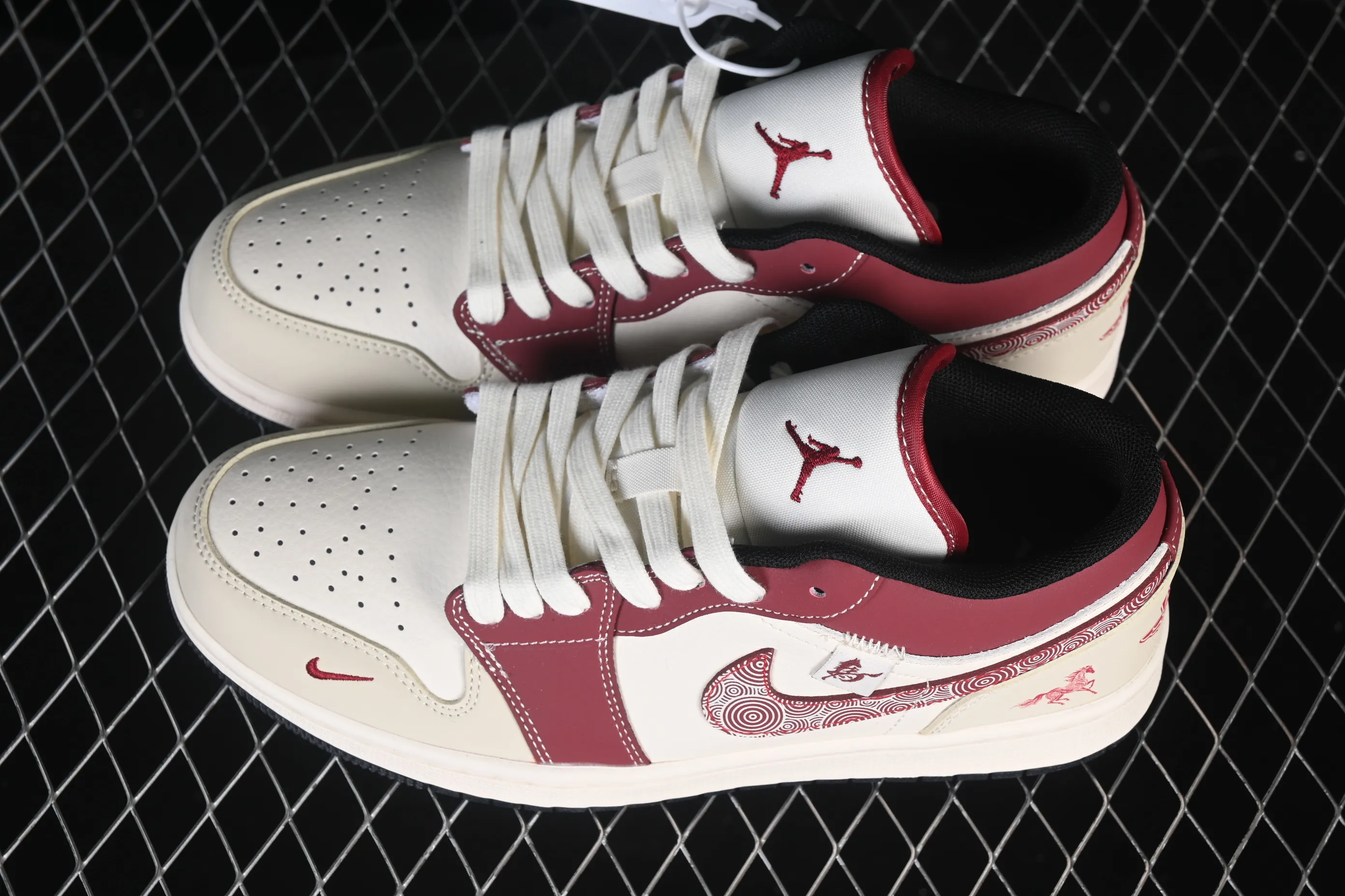All categories Air Jordan Jordan series basketball shoes Air Jordan 1 Low High-end customized low-top sneakers Air Jordan 1 Low AJ1 Joe 1 Year of the Horse limited high-end customized low-top retro basketball shoes JJ5908-004